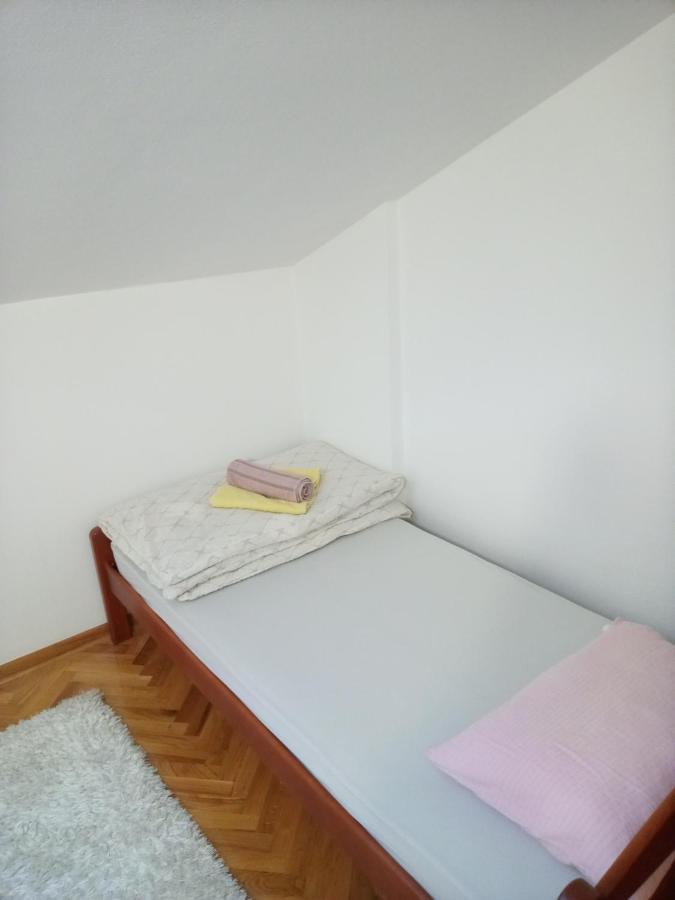 Apartment Faraon Free Private Parking Мостар Екстериор снимка